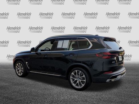 Used 2024 BMW X5 xDrive50e image 6