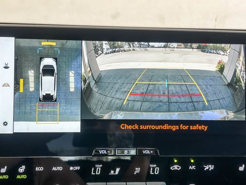 Used 2025 Subaru Solterra image 17