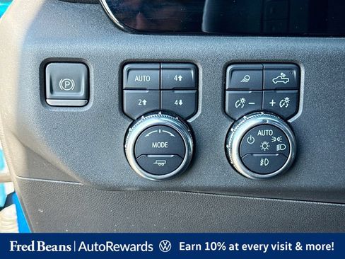 Used 2022 GMC Sierra 1500 Elevation w/ Elevation Premium Package AWD/4WD image 14