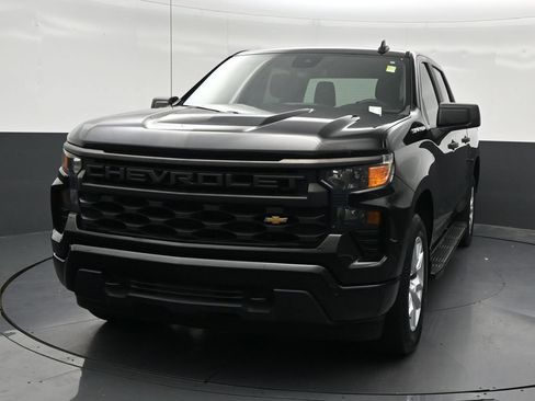 Used 2022 Chevrolet Silverado 1500 Custom RWD image 9