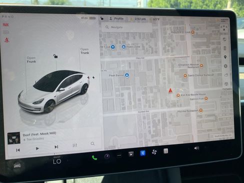 Used 2023 Tesla Model 3 Standard Range RWD image 15