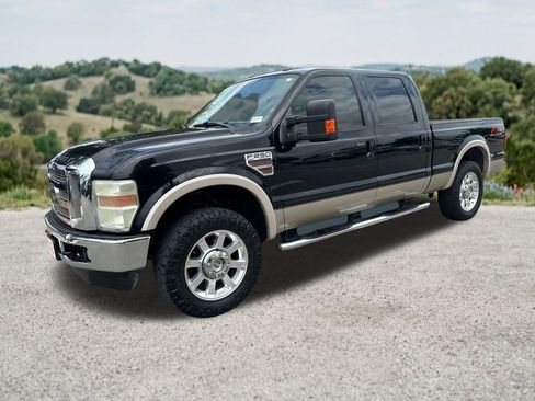Used 2010 Ford F250 Lariat AWD/4WD image 3