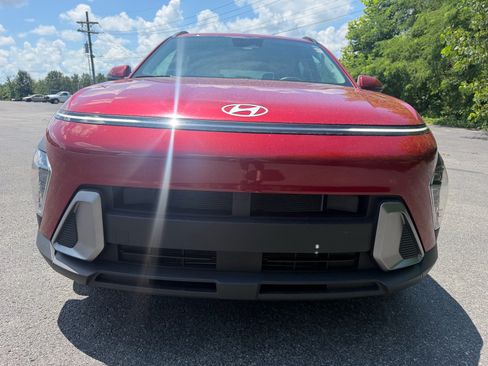 Used 2024 Hyundai Kona SEL FWD image 5