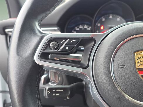 Used 2021 Porsche Macan S image 22