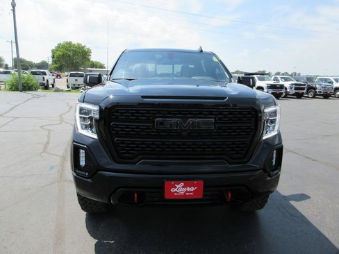 Used 2021 GMC Sierra 1500 AT4 w/ AT4 Preferred Package AWD/4WD image 14