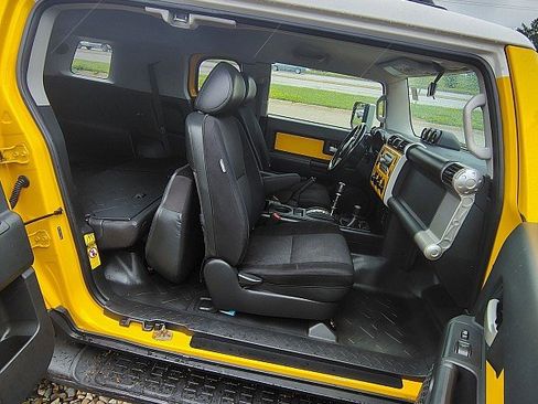 Used 2007 Toyota FJ Cruiser 4WD image 19