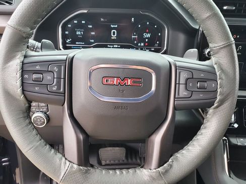 Used 2025 GMC Sierra 1500 AT4 w/ AT4 Premium Package AWD/4WD image 12