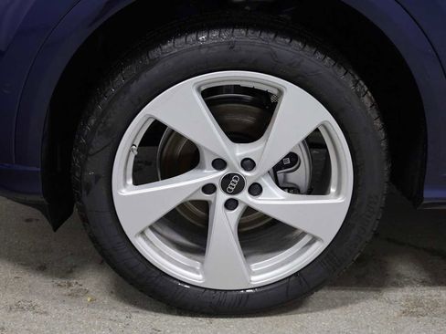 New 2025 Audi Q5 Premium Plus image 38