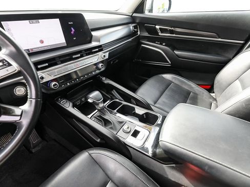 Used 2024 Kia Telluride S w/ S Sunroof Package FWD image 20