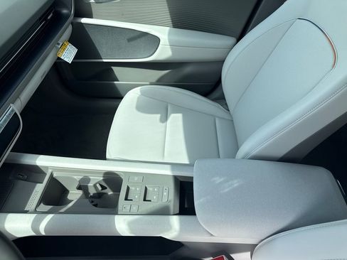 New 2025 Hyundai Ioniq 6 SEL image 35