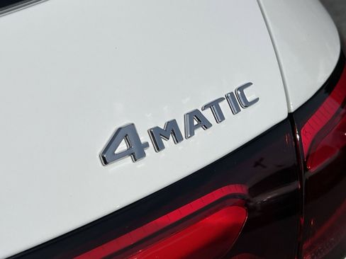 Certified 2025 Mercedes-Benz GLC 300 GLC 300 image 28