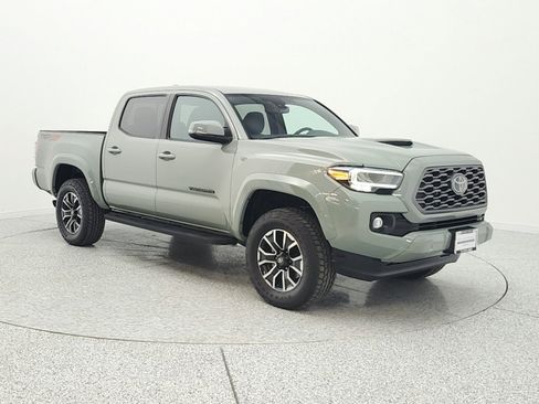 Used 2023 Toyota Tacoma TRD Sport AWD/4WD image 3