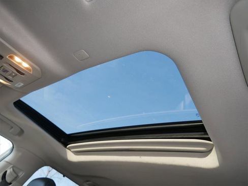 Certified 2022 Toyota Highlander XLE image 19