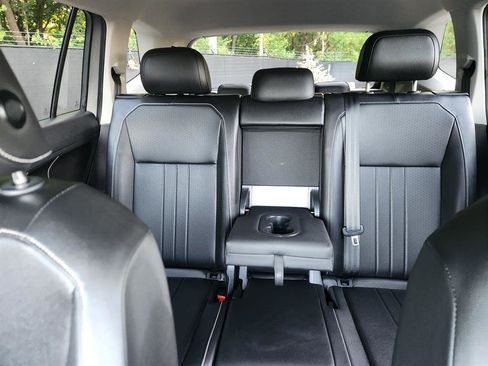 Certified 2023 Volkswagen Tiguan SE image 18