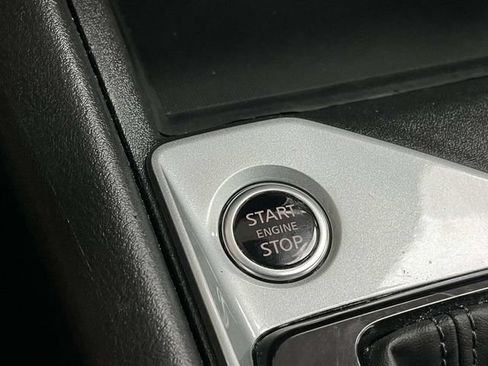 Used 2025 Nissan Altima 2.5 SV FWD image 34