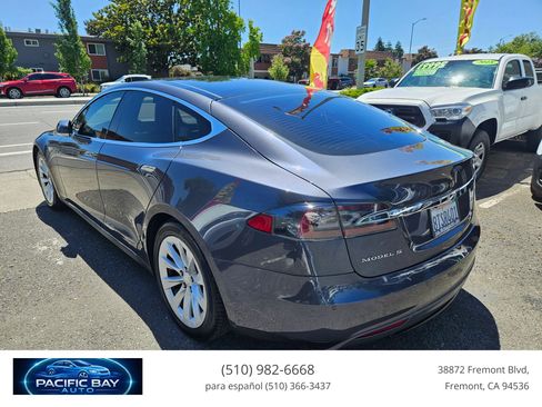 Used 2016 Tesla Model S 70 RWD image 5
