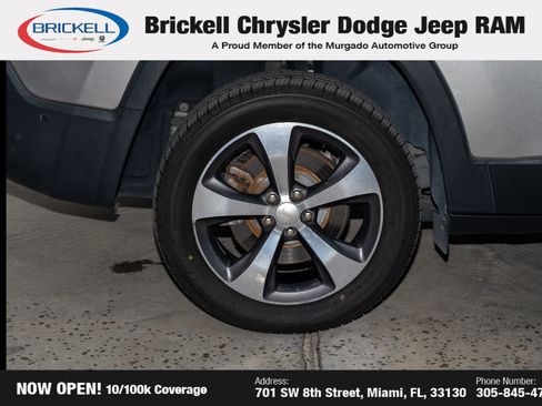 Used 2019 Jeep Cherokee Limited w/ Luxury Group image 42