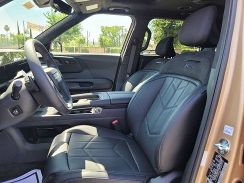 New 2027 Kia Telluride SX Prestige X-Pro AWD/4WD image 8