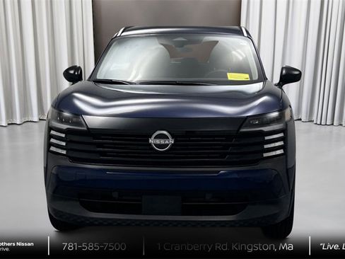 New 2026 Nissan Kicks SV image 2