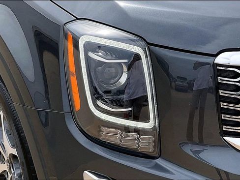 Used 2020 Kia Telluride EX w/ Towing Package FWD image 29