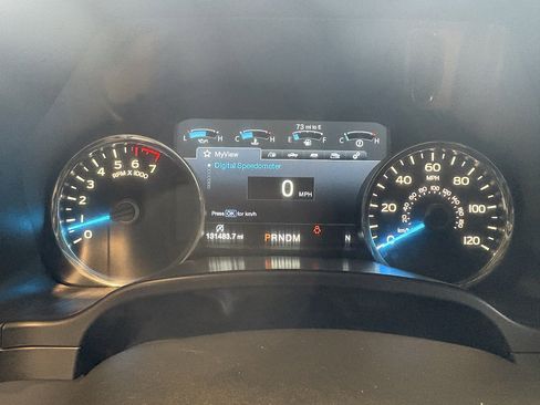 Used 2017 Ford F150 Lariat w/ Equipment Group 502A Luxury image 14