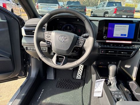 New 2026 Toyota Camry SE image 18