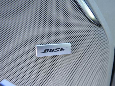 Used 2025 GMC Yukon XL Denali w/ Denali Reserve Package image 17