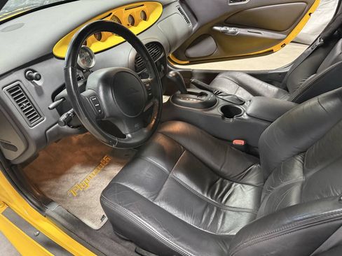 Used 1999 Plymouth Prowler RWD image 14