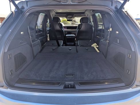 Used 2025 Cadillac Escalade IQ Sport 1 AWD/4WD image 6