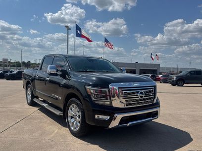 Used 2020 Nissan Titan SL w/ Moonroof Package