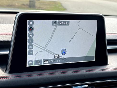 Used 2021 Genesis G70 3.3T w/ Sport Package image 9