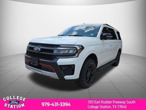 Used 2022 Ford Expedition Timberline AWD/4WD image 2