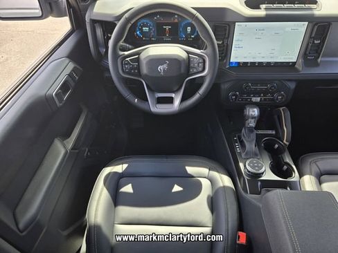 New 2026 Ford Bronco Badlands AWD/4WD image 8