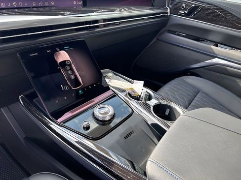 Used 2025 Cadillac Escalade IQ Sport 1 image 37