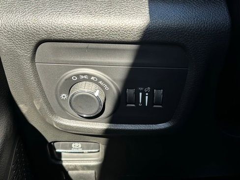 New 2026 Jeep Grand Cherokee 4WD image 39