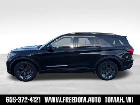 New 2026 Ford Explorer Active w/ Active Comfort Package AWD/4WD image 2