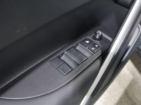 Used 2026 Toyota Corolla Cross AWD Hybrid w/ Moonroof Package image 14