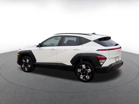 Used 2025 Hyundai Kona SEL image 10
