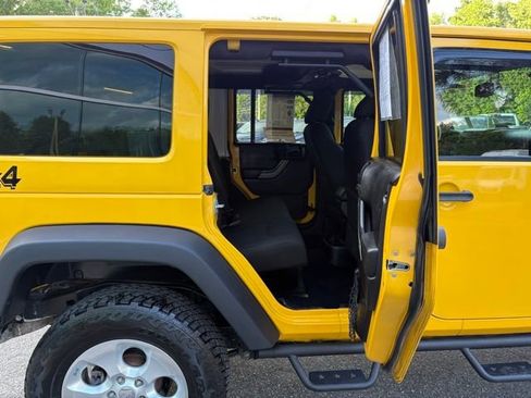 Used 2015 Jeep Wrangler Unlimited Sport w/ Quick Order Package 24S AWD/4WD image 26