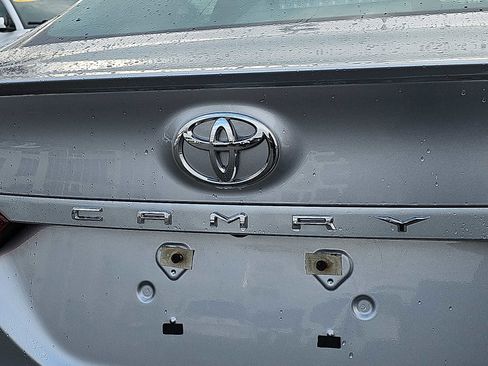 Used 2023 Toyota Camry XSE image 30