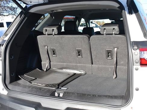 Certified 2019 Chevrolet Traverse LT image 19