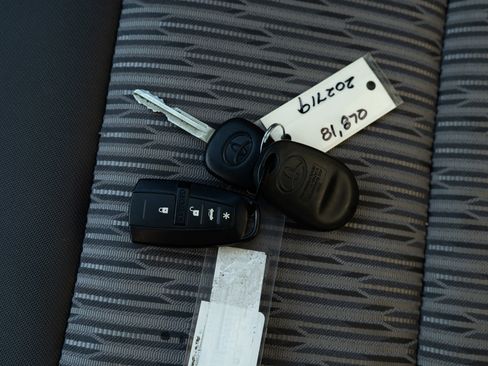 Used 2016 Toyota Tundra SR5 image 44