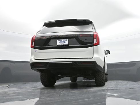 New 2025 Ford Expedition Tremor image 57
