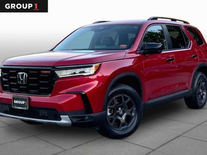 Used 2025 Honda Pilot TrailSport