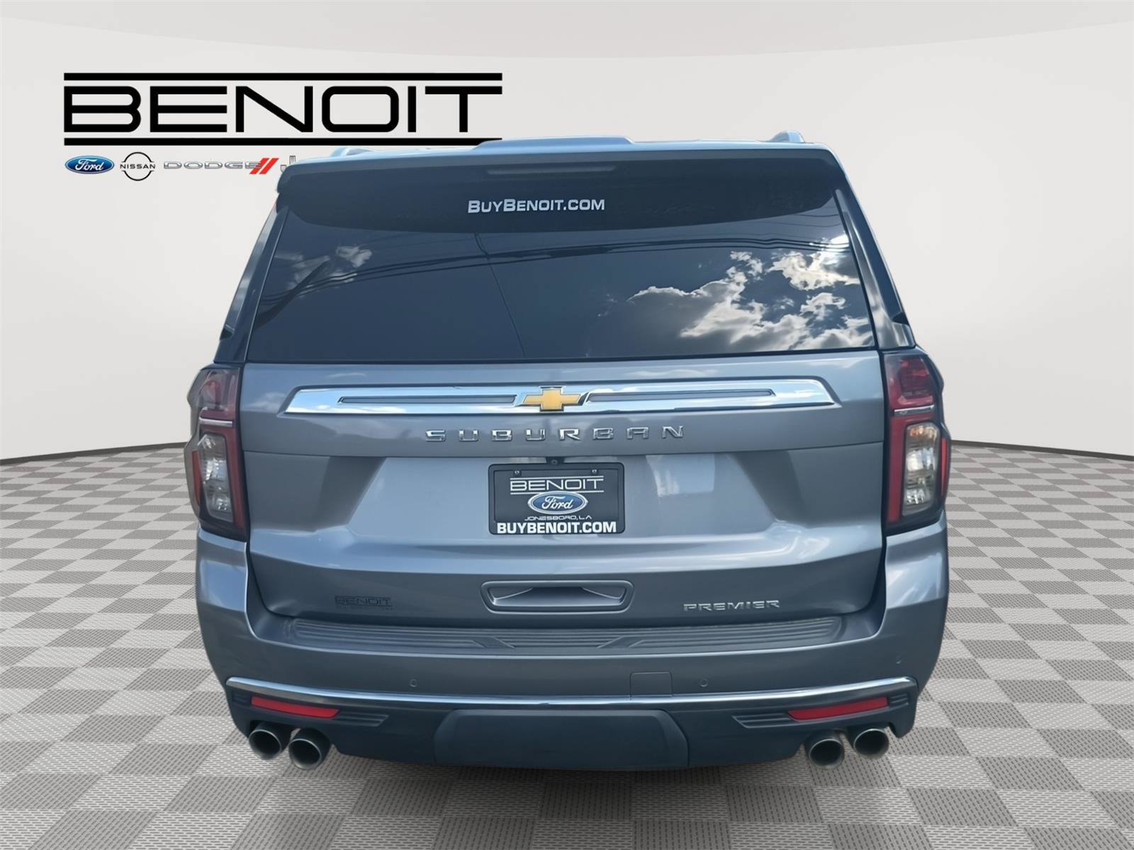 Used 2022 Chevrolet Suburban Premier AWD/4WD image 6