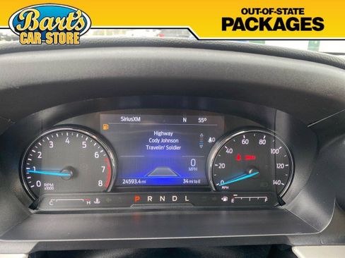 Used 2022 Ford Explorer XLT w/ Equipment Group 202A AWD/4WD image 37