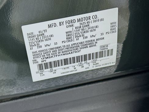 Used 2022 Ford Explorer Limited w/ Equipment Group 301A RWD image 36