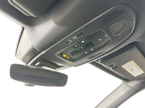 Certified 2026 Porsche Cayenne Coupe AWD/4WD image 25