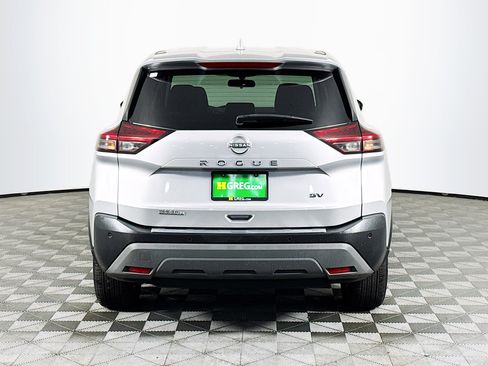Used 2022 Nissan Rogue SV FWD image 8