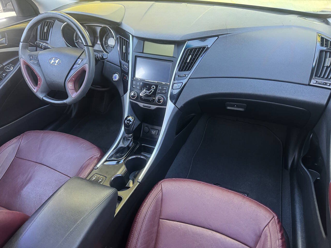 Used 2011 Hyundai Sonata Limited FWD image 9